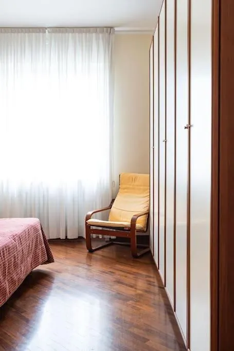 Splendido Trilocale Zara Ottavo Piano - Mirable Pm Apartment Milan Italy