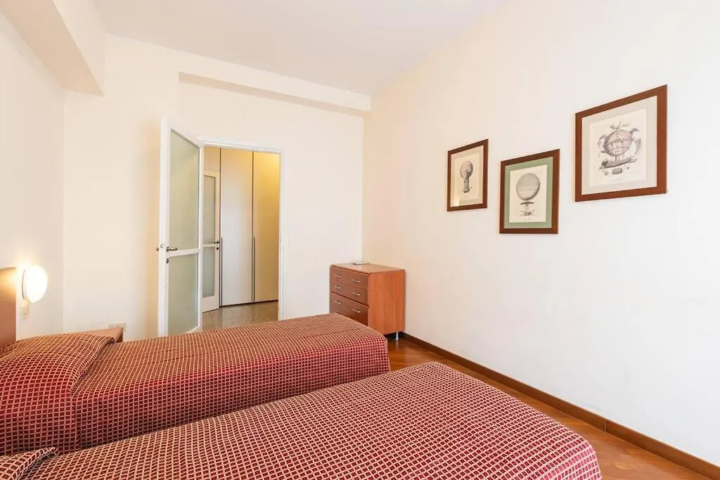 Splendido Trilocale Zara Ottavo Piano - Mirable Pm Apartment Milan Italy